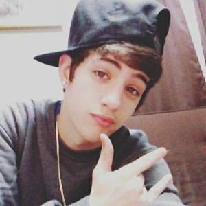 Meet your Posher, Devin